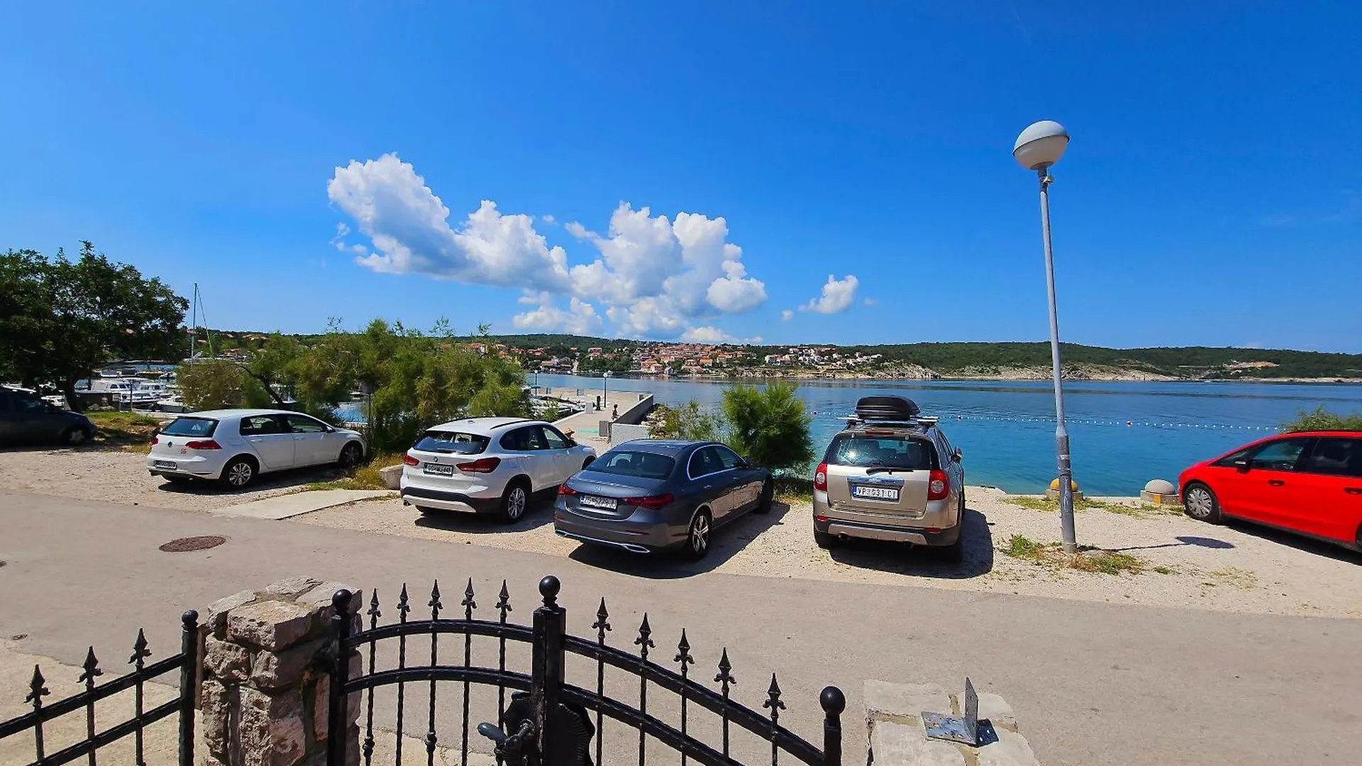 Villa Tiha Sea Beach Apartments Šilo 0*,