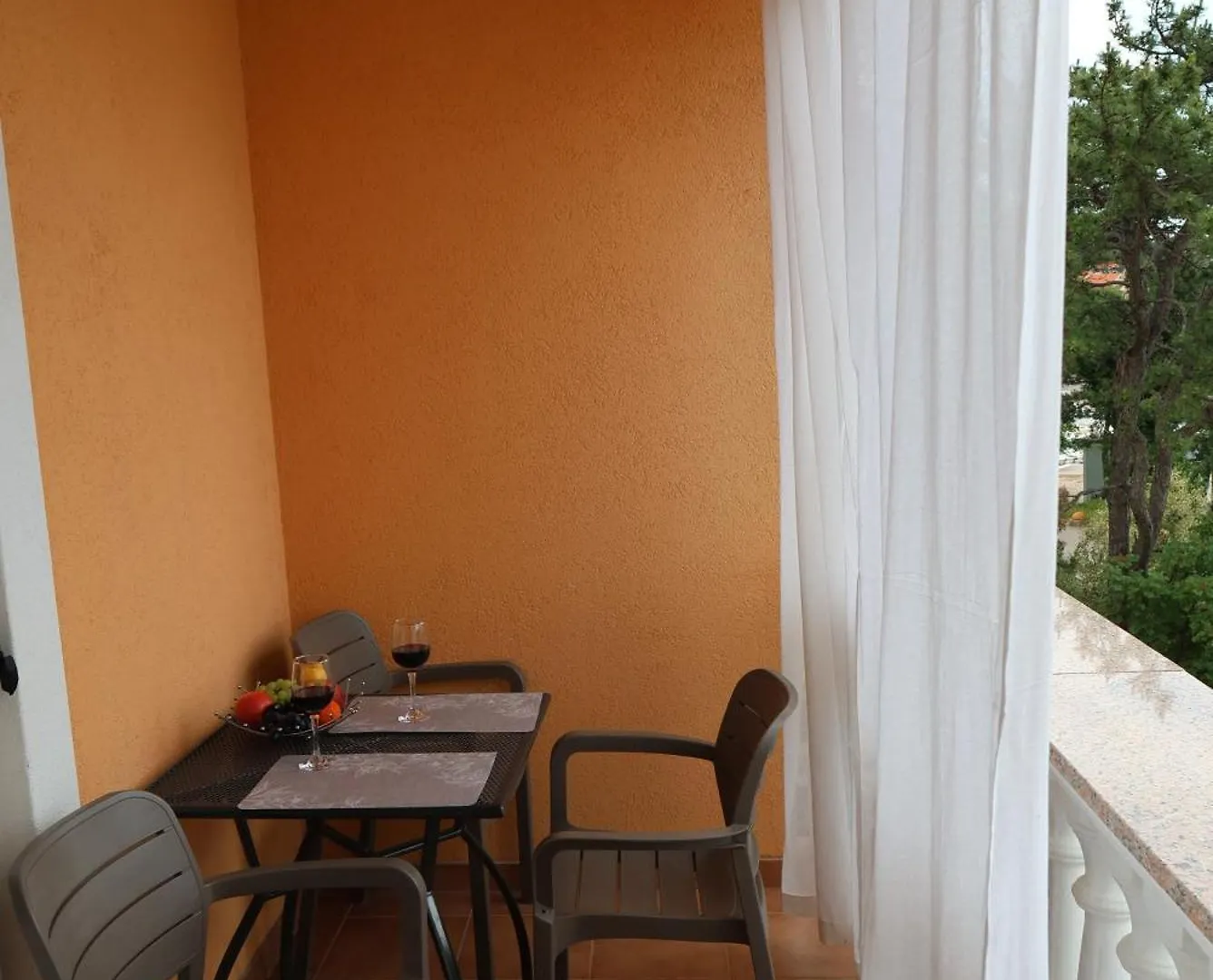 Villa Tiha Sea Beach Apartments Silo